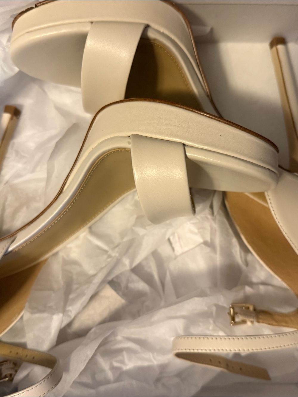 Michael Kors Jordyn Platform Sandal in Light Cream Leather